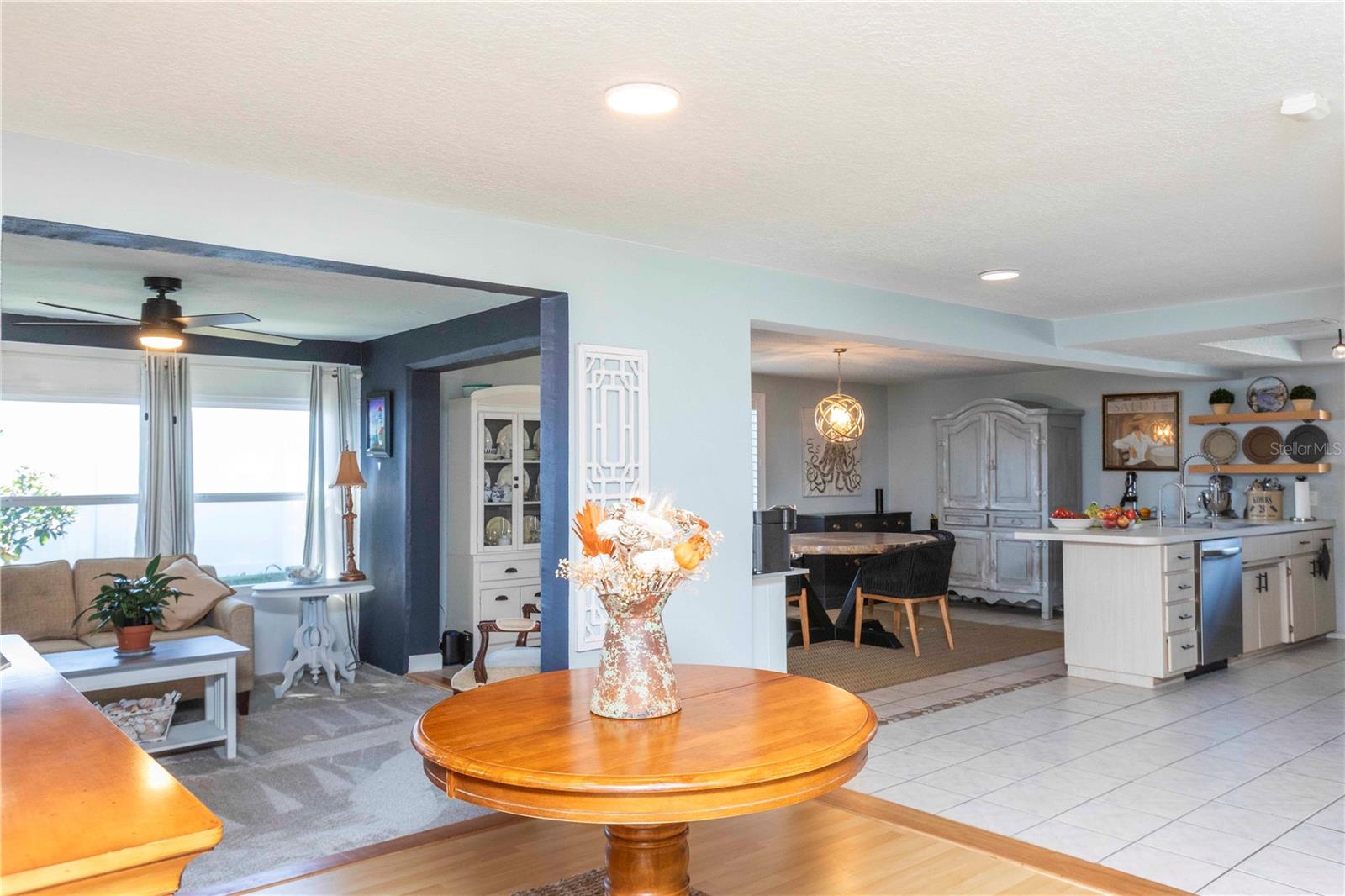 Image 10 of 36 For 6324 Patella Ave.