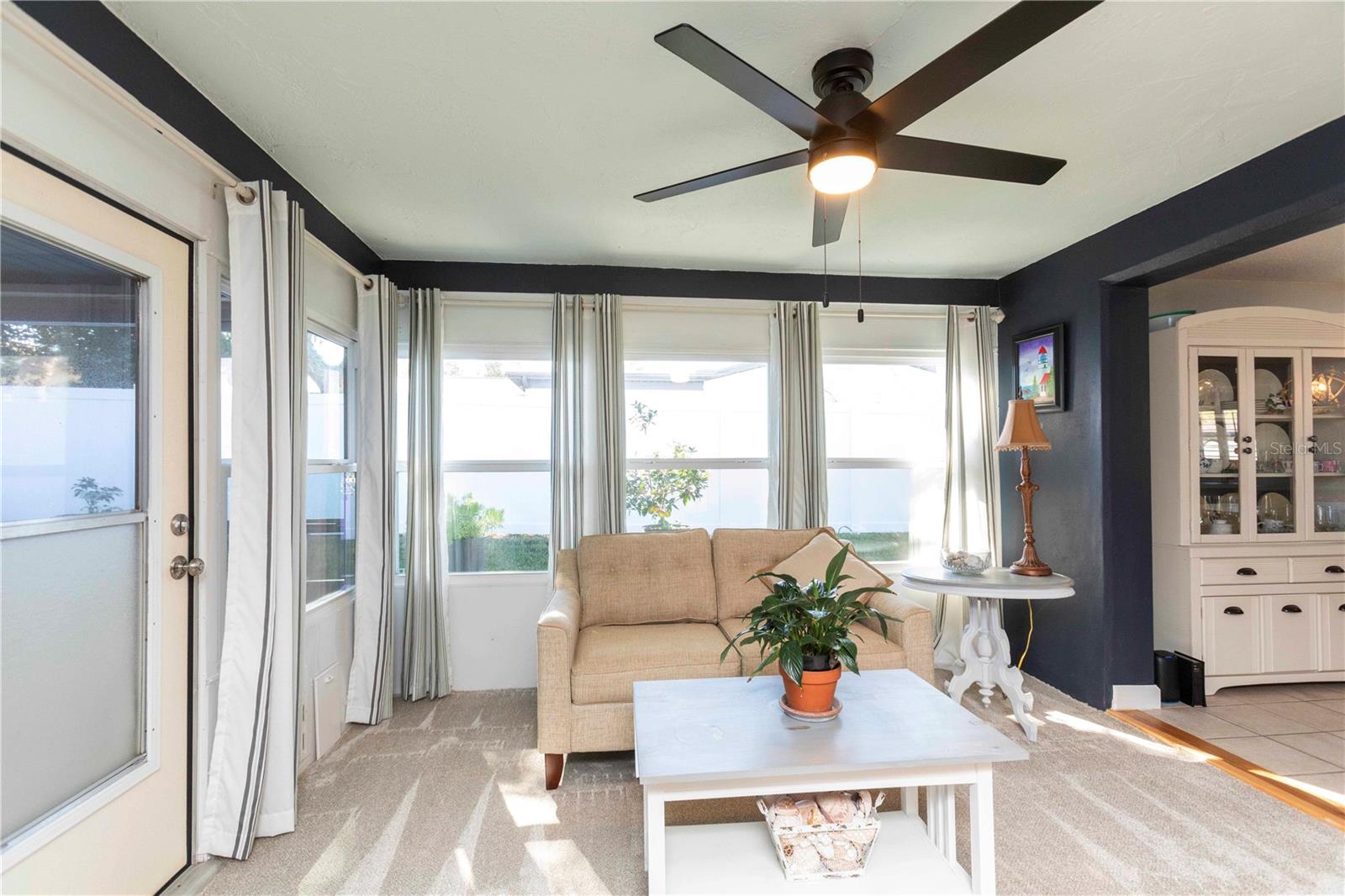 Image 21 of 36 For 6324 Patella Ave.