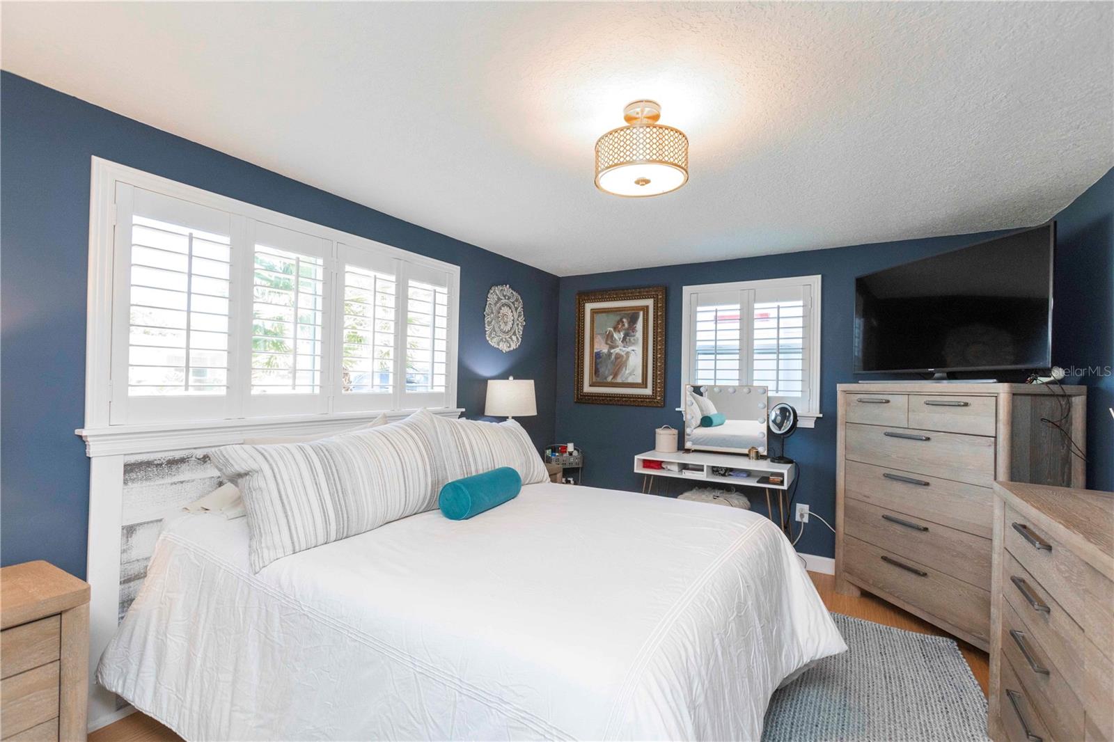 Image 25 of 36 For 6324 Patella Ave.