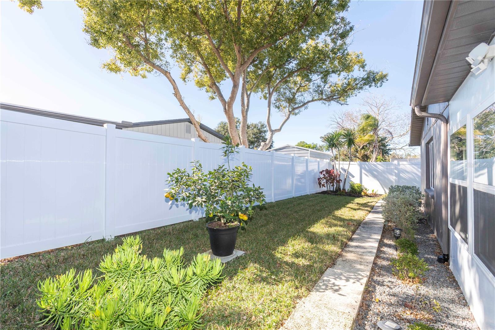 Image 30 of 36 For 6324 Patella Ave.