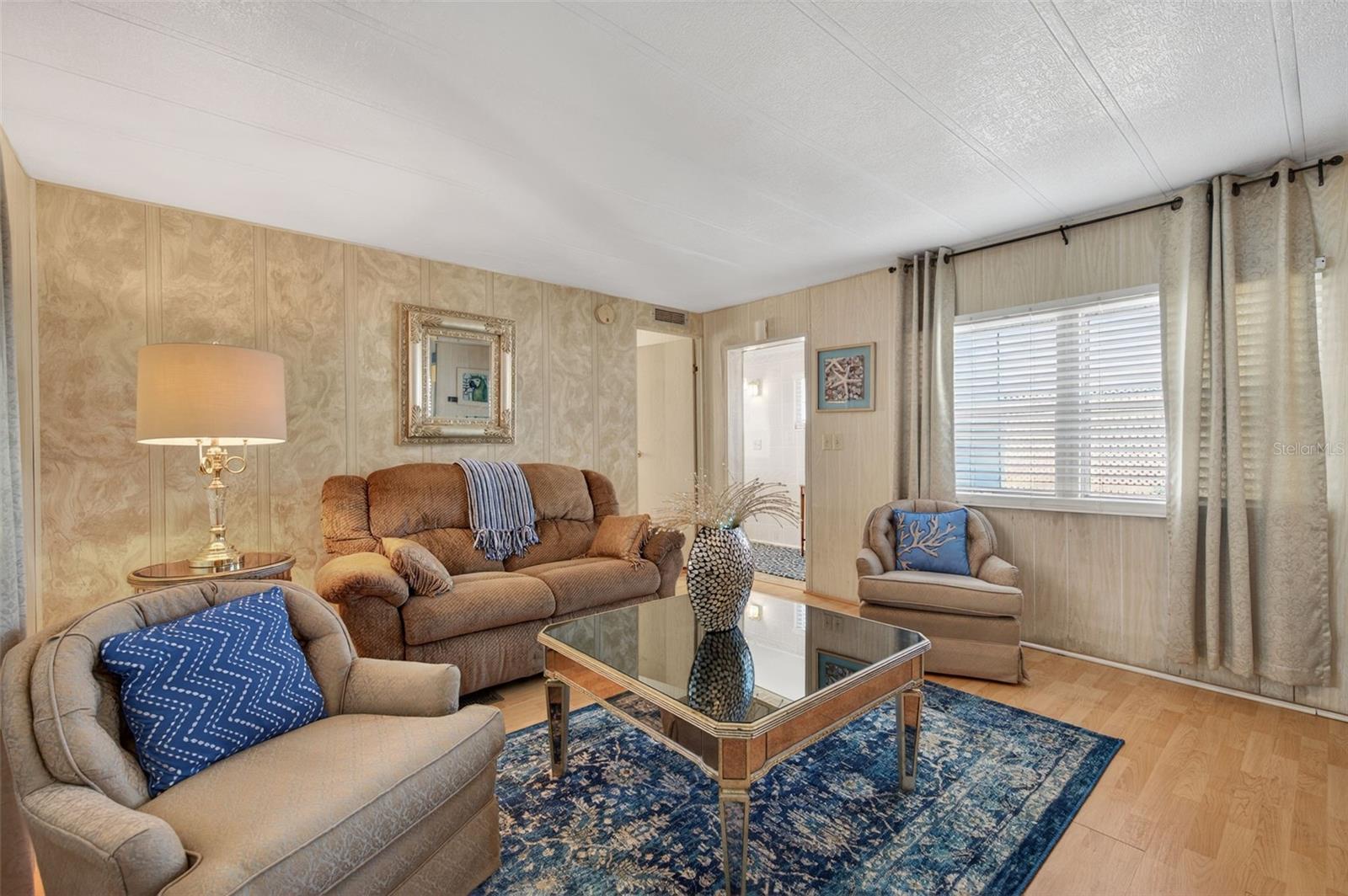 Image 12 of 62 For 12110 Bonanza Drive