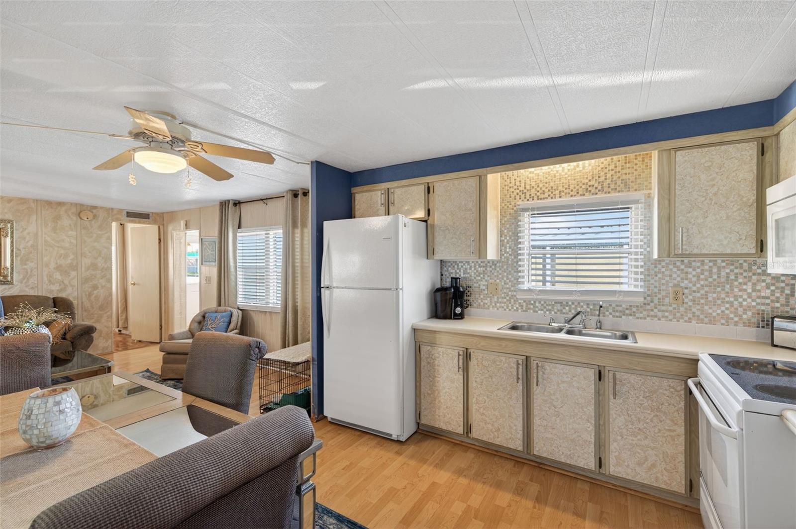 Image 17 of 62 For 12110 Bonanza Drive