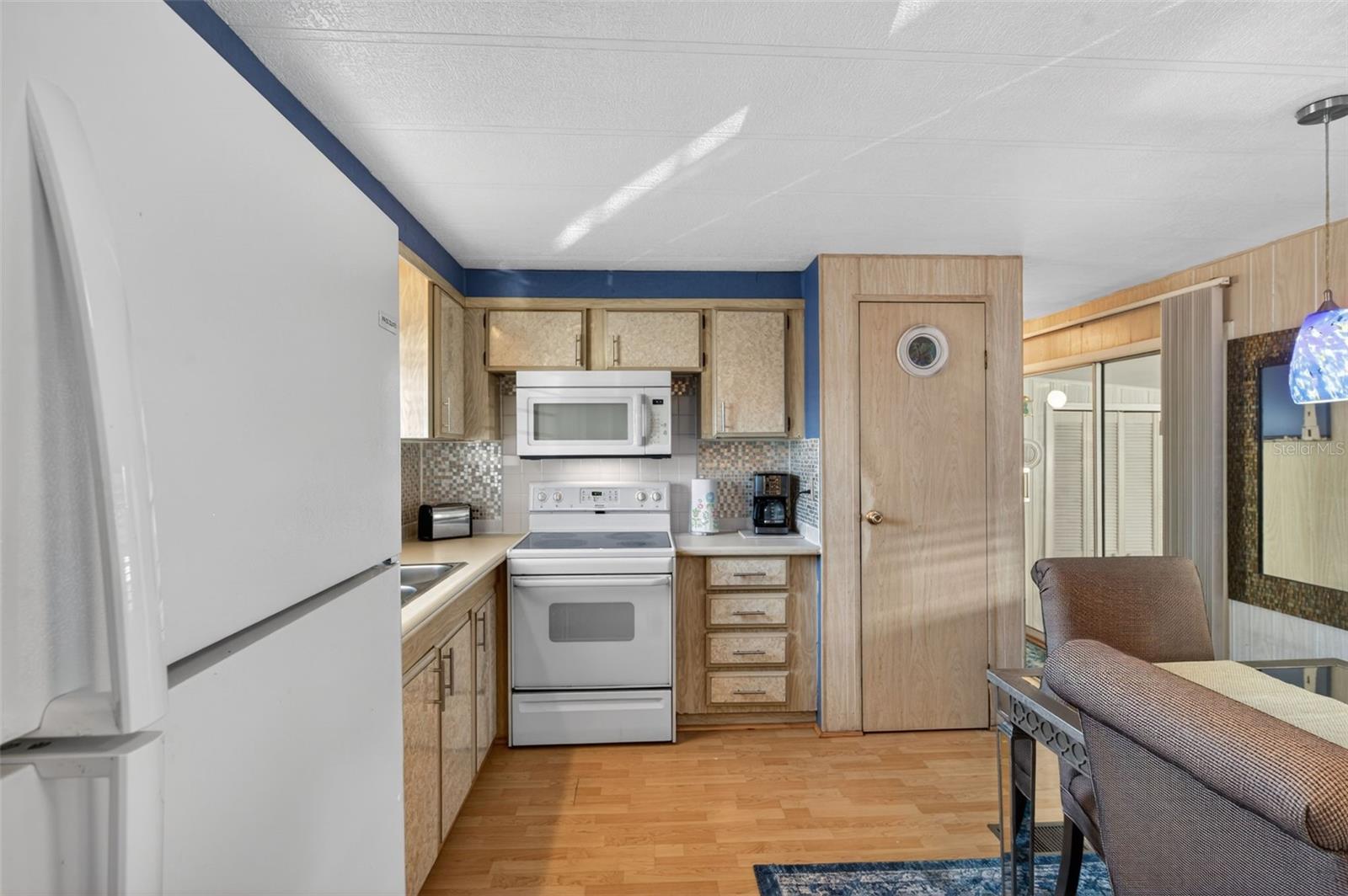 Image 20 of 62 For 12110 Bonanza Drive