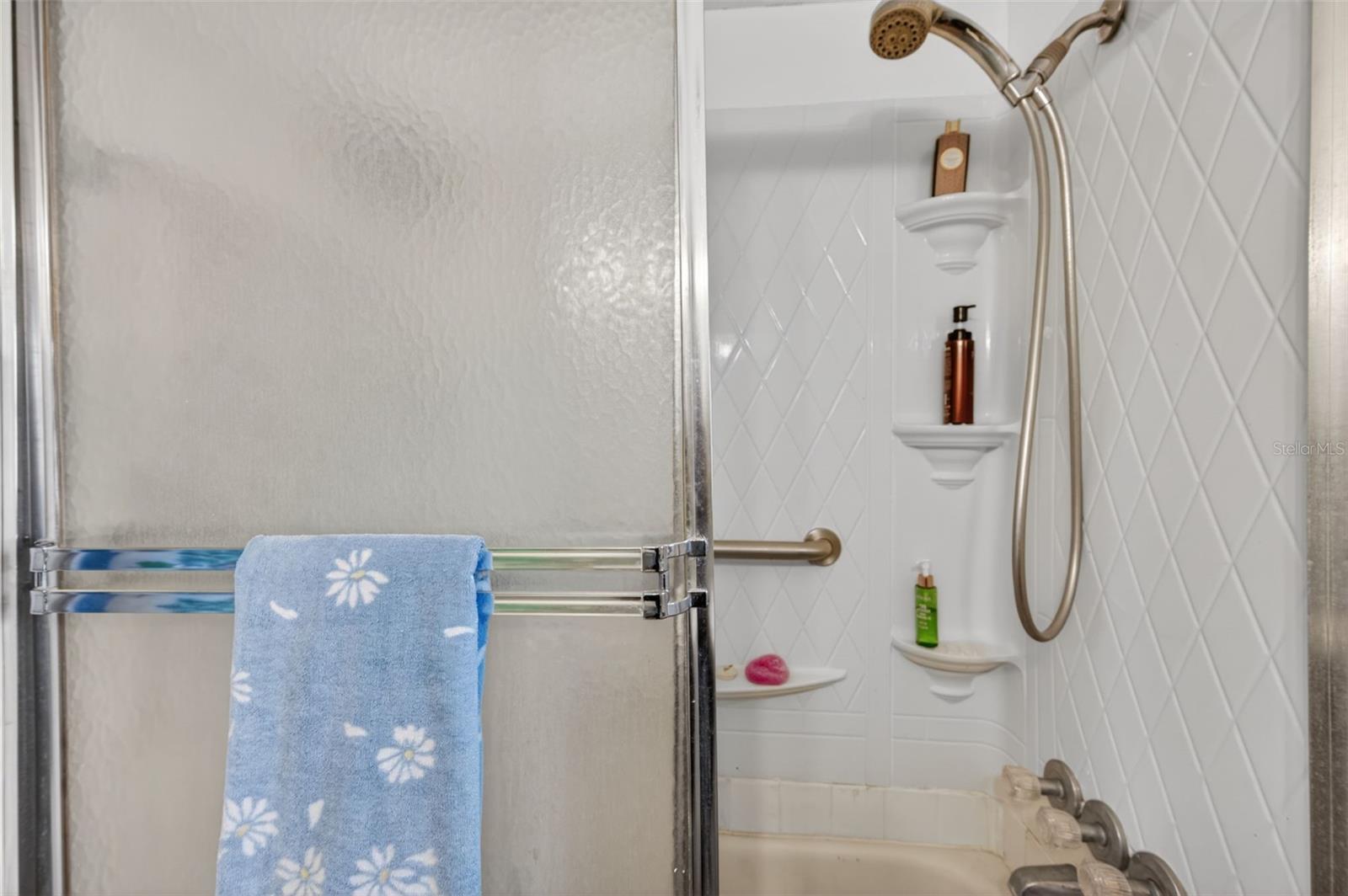 Image 31 of 62 For 12110 Bonanza Drive