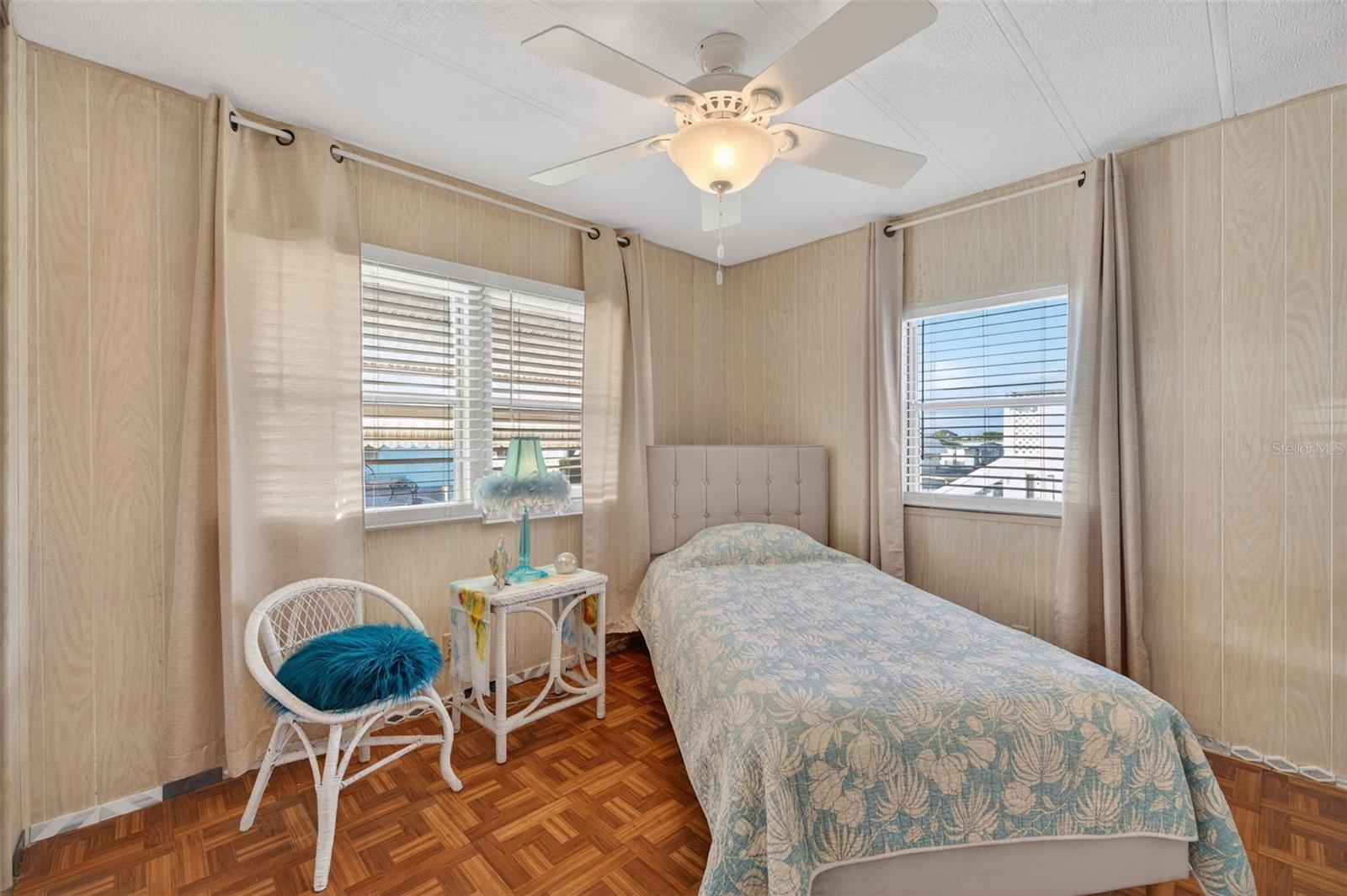 Image 32 of 62 For 12110 Bonanza Drive