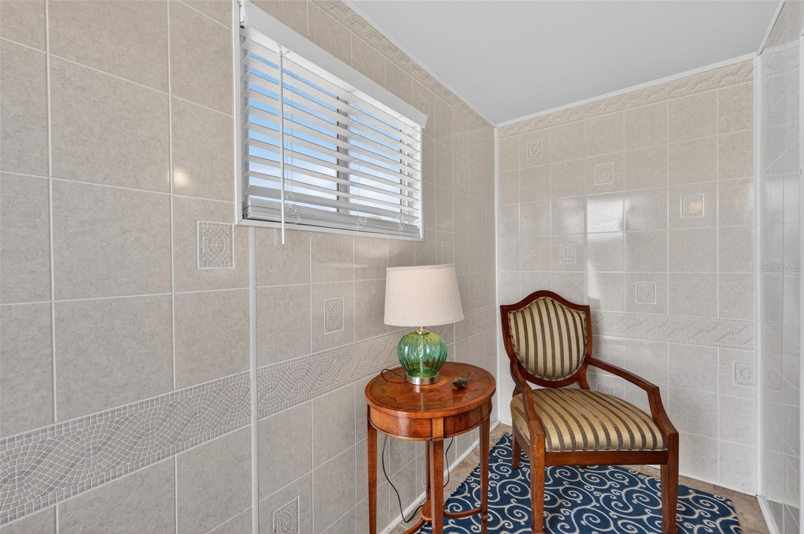 Image 7 of 62 For 12110 Bonanza Drive