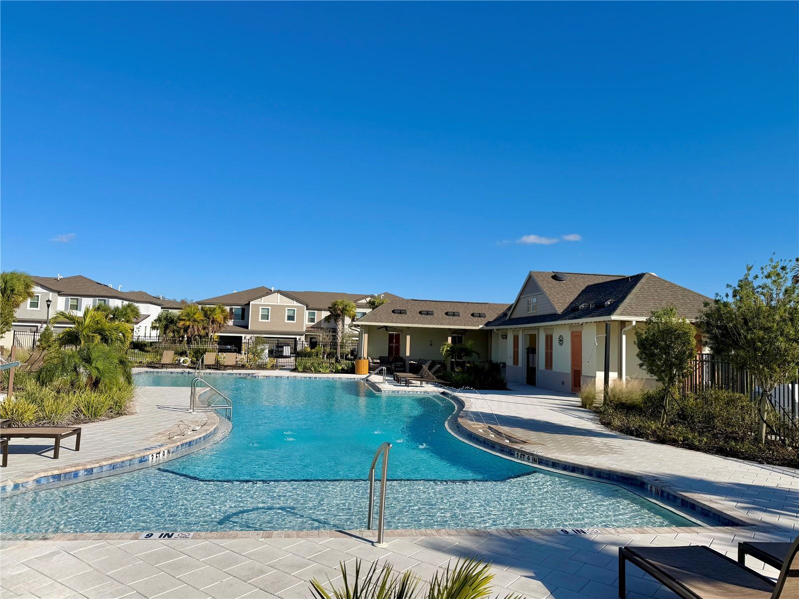 Image 34 of 35 For 8217 Crescent Oaks Drive