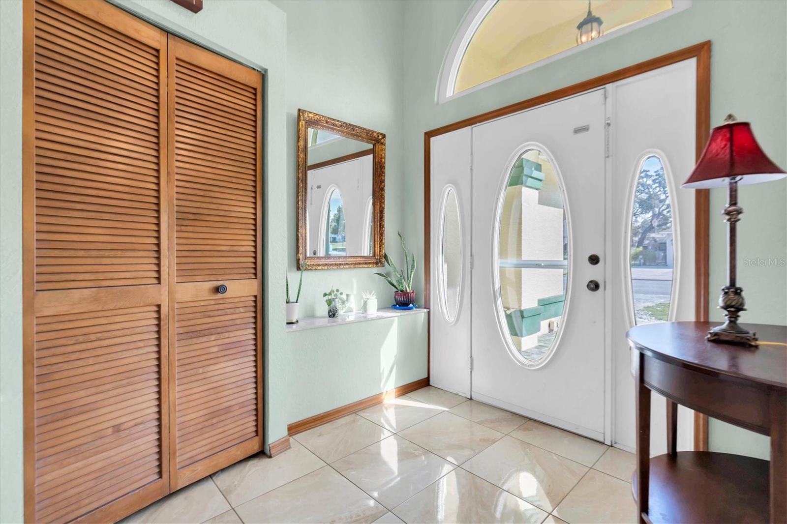 Image 5 of 37 For 18809 Parade Road