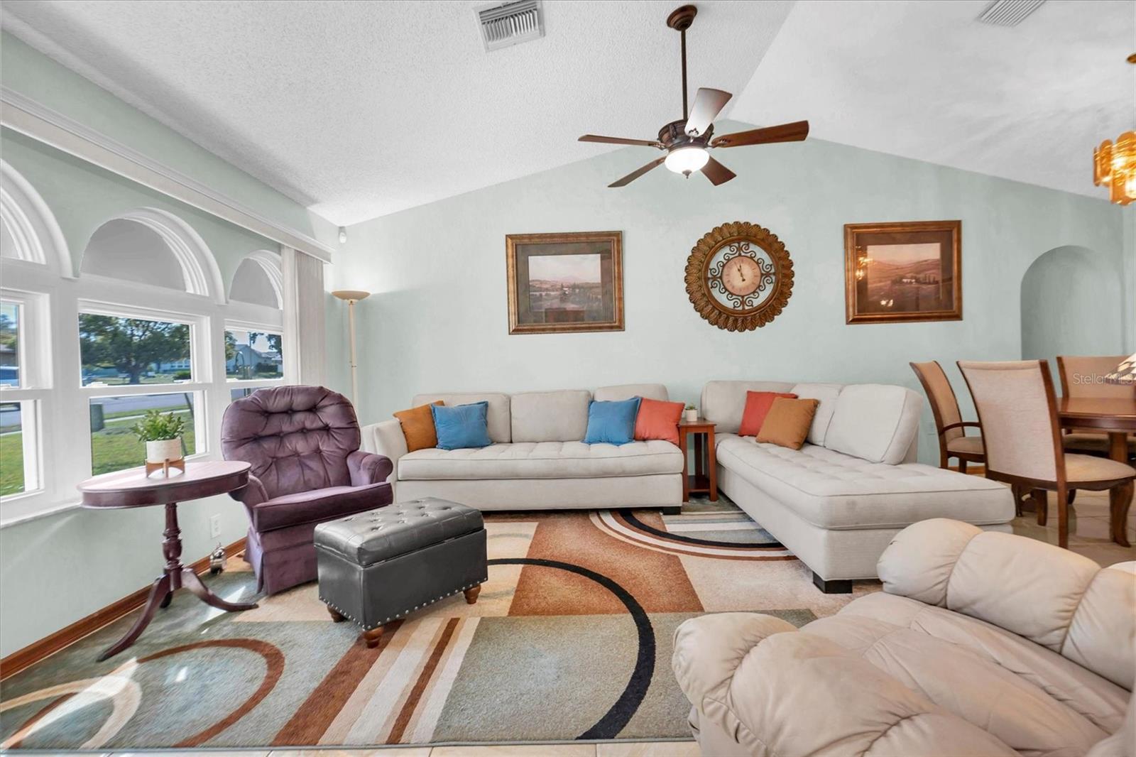 Image 6 of 37 For 18809 Parade Road