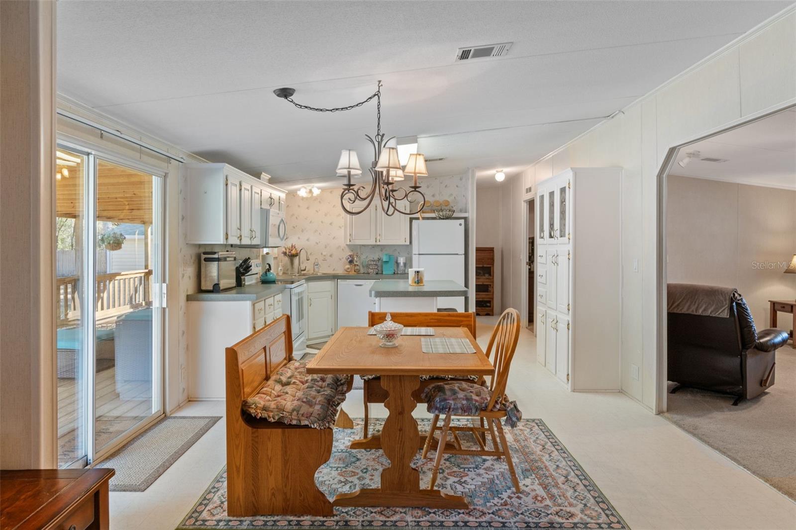 Image 10 of 45 For 10875 155th Street