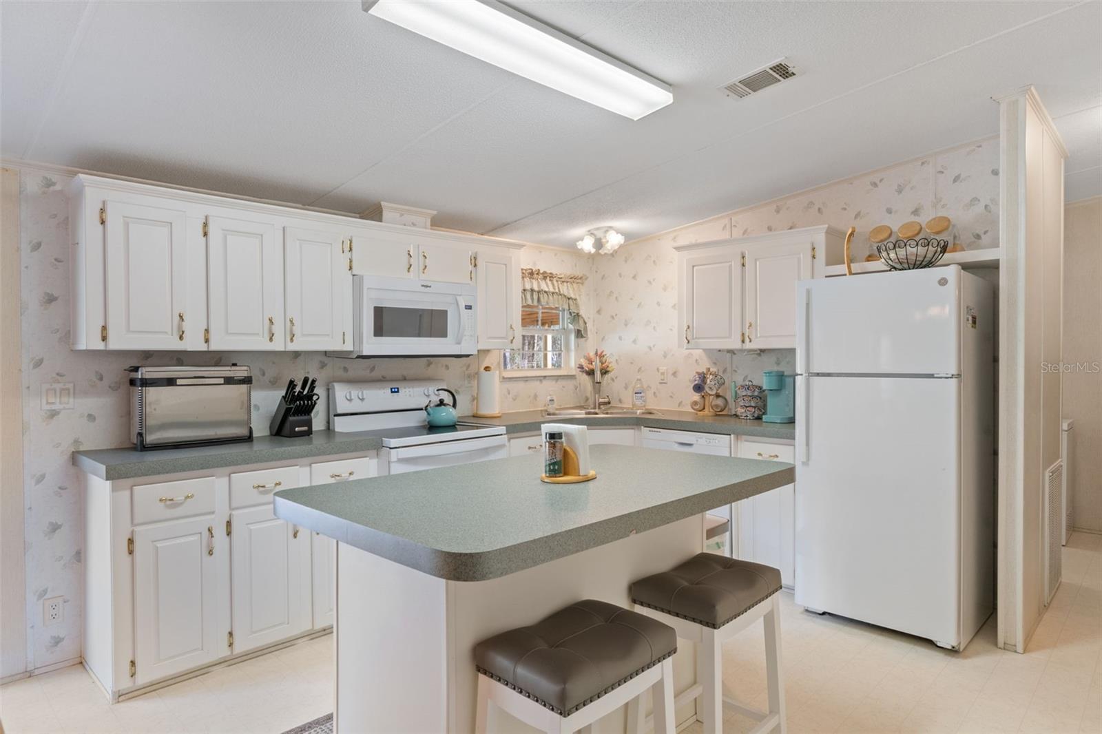 Image 12 of 45 For 10875 155th Street