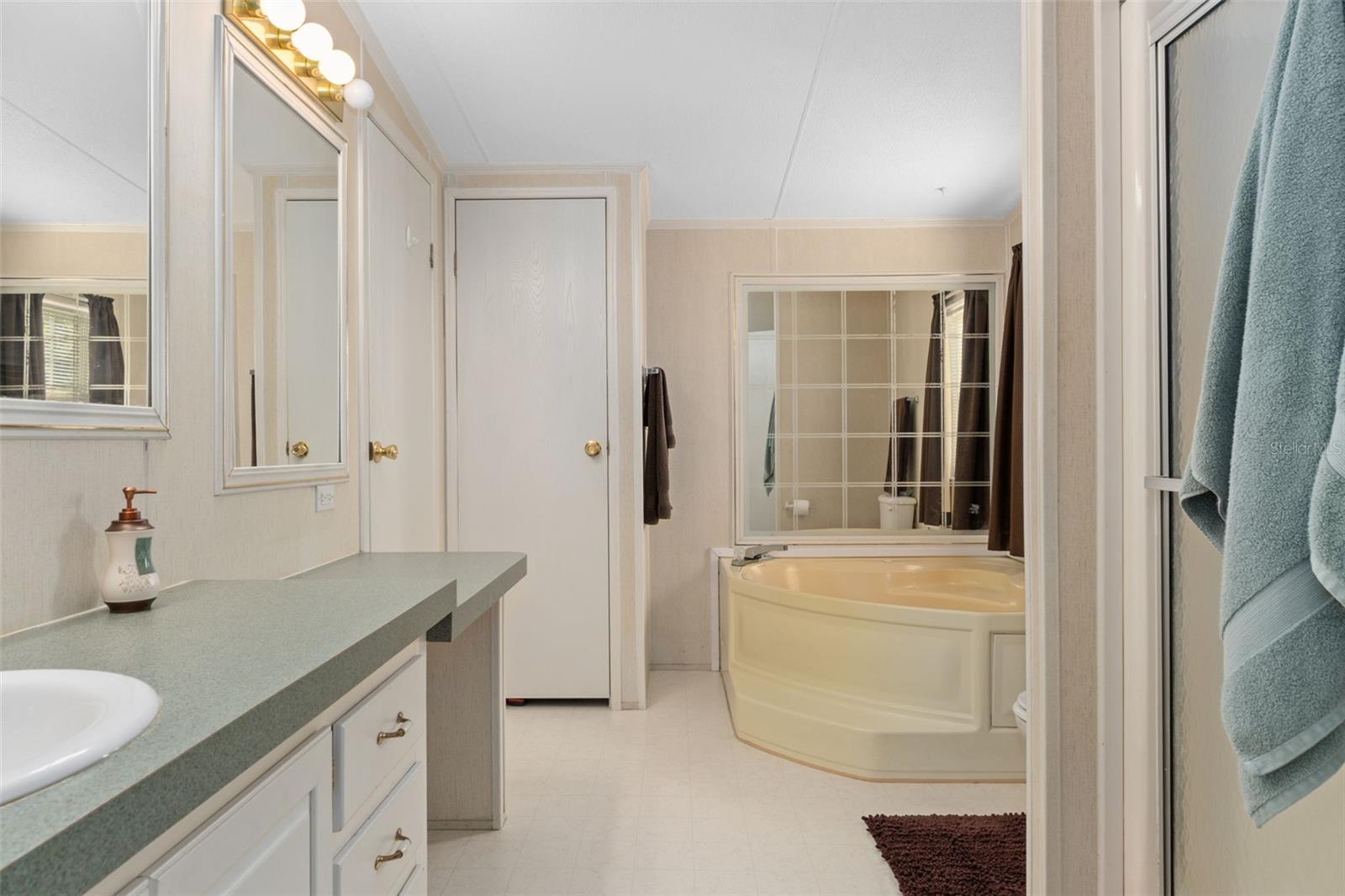 Image 18 of 45 For 10875 155th Street