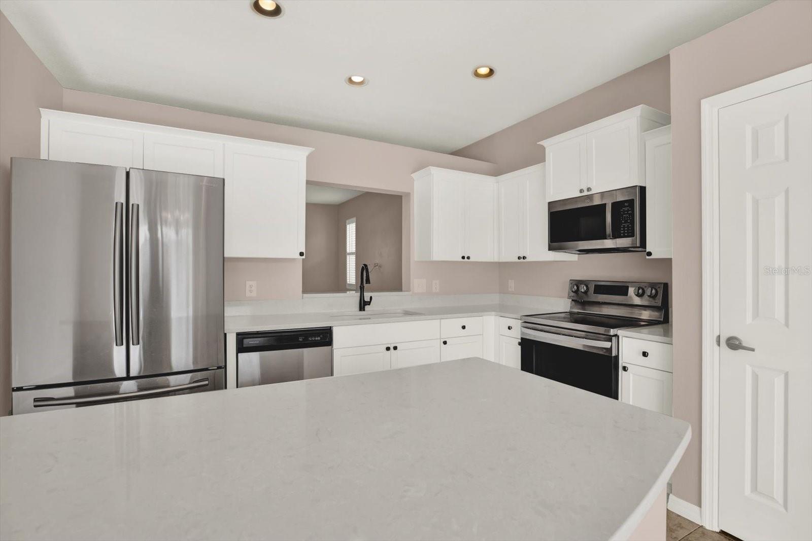 Listing photo id 0 for 14316 Holly Hammock Lane