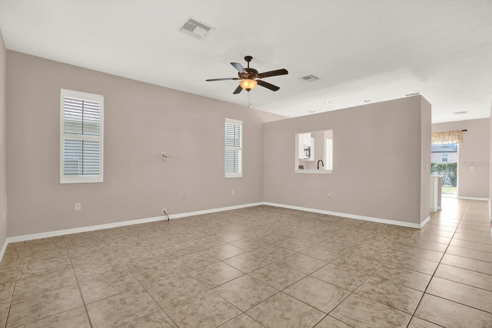 Listing photo id 3 for 14316 Holly Hammock Lane