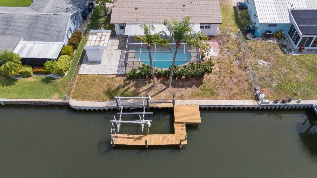 Image 27 of 50 For 1024 Spindle Palm Way