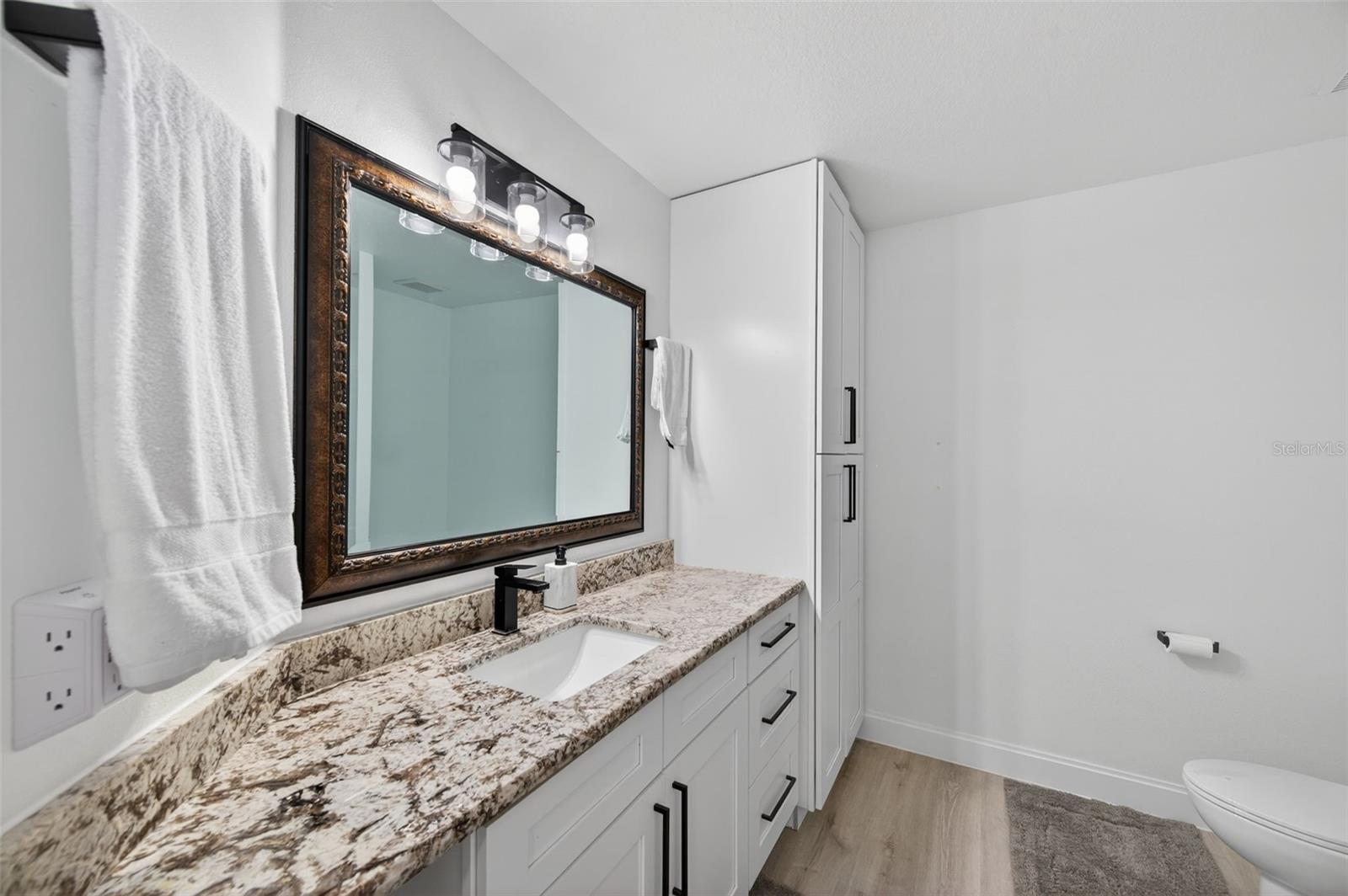 Image 16 of 61 For 3051 Brookfield Lane