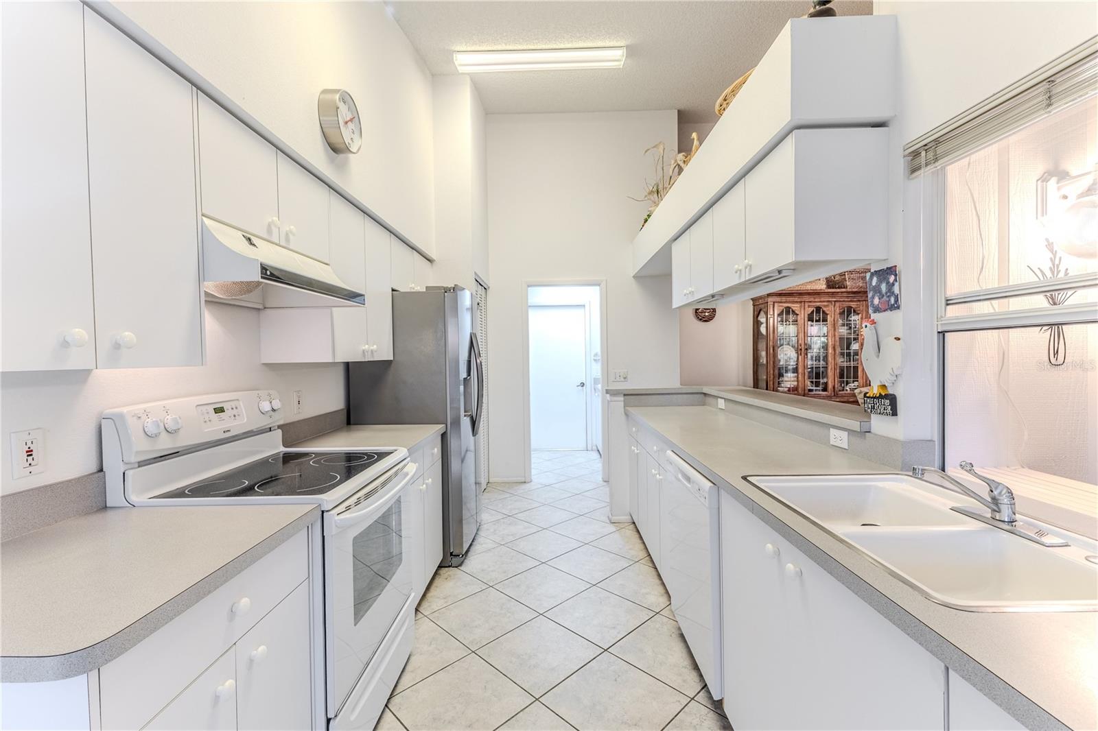 Image 14 of 53 For 3096 Appleblossom Trail