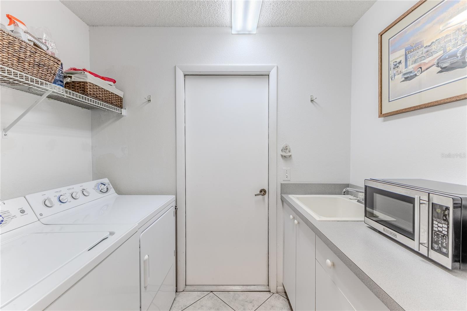 Image 19 of 53 For 3096 Appleblossom Trail