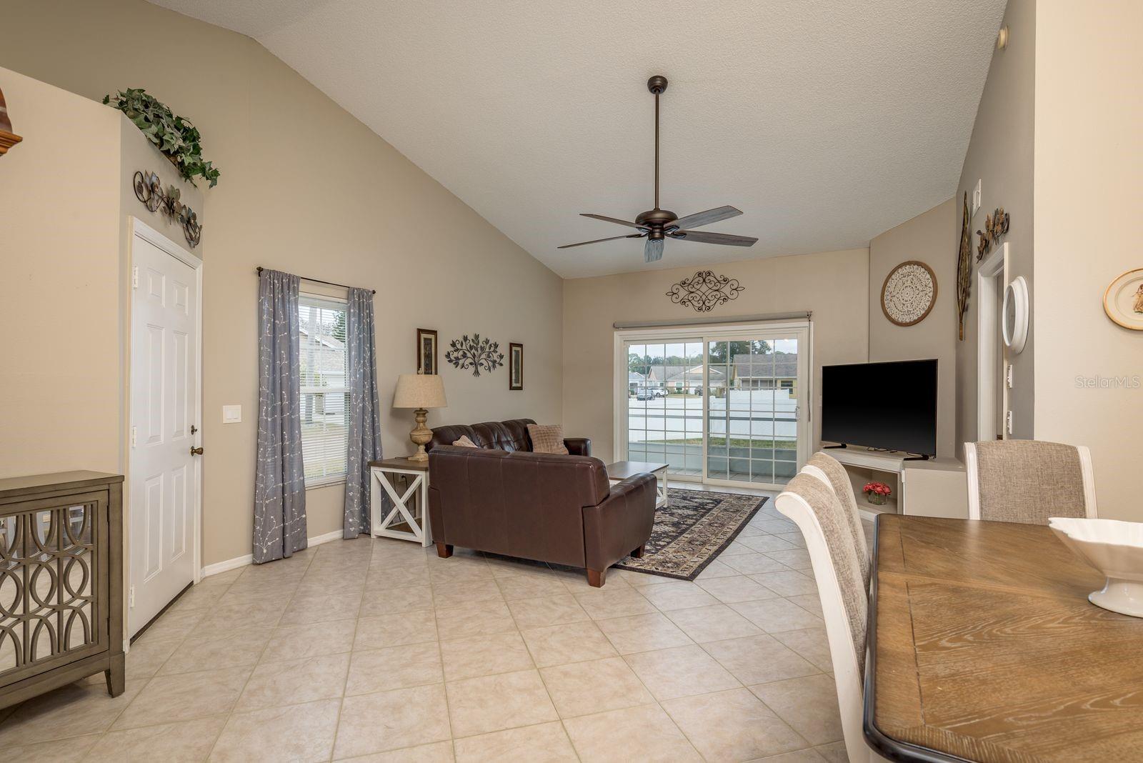 Image 19 of 43 For 4249 Boston Circle