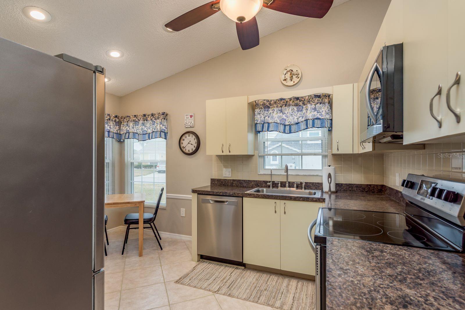 Image 5 of 43 For 4249 Boston Circle