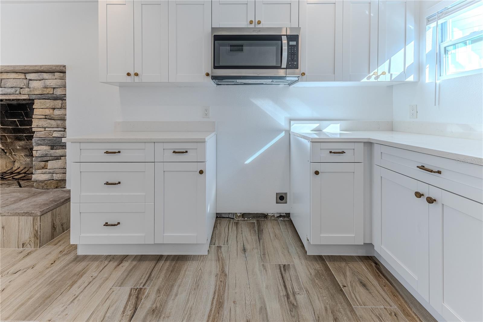 Image 28 of 70 For 3387 Minnow Creek Drive