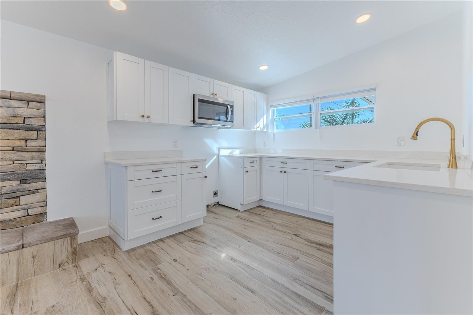 Image 33 of 70 For 3387 Minnow Creek Drive