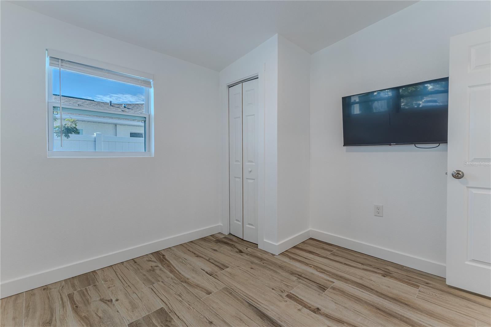 Image 44 of 70 For 3387 Minnow Creek Drive