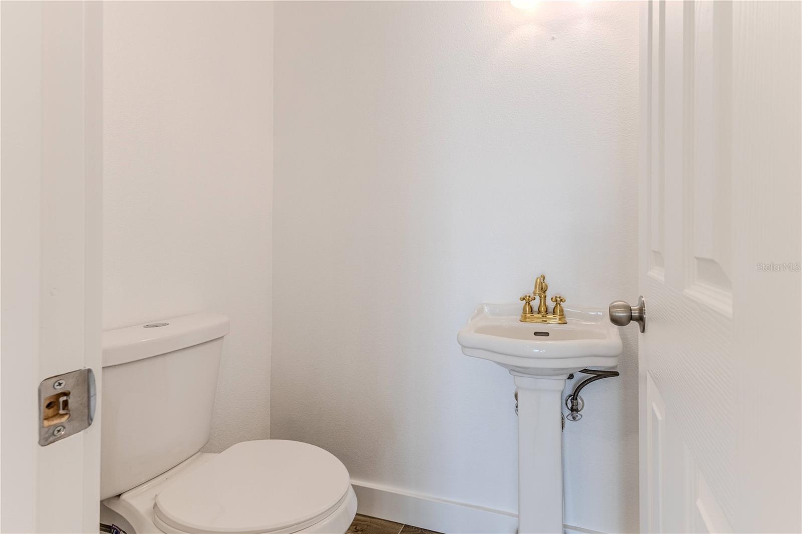 Image 52 of 70 For 3387 Minnow Creek Drive