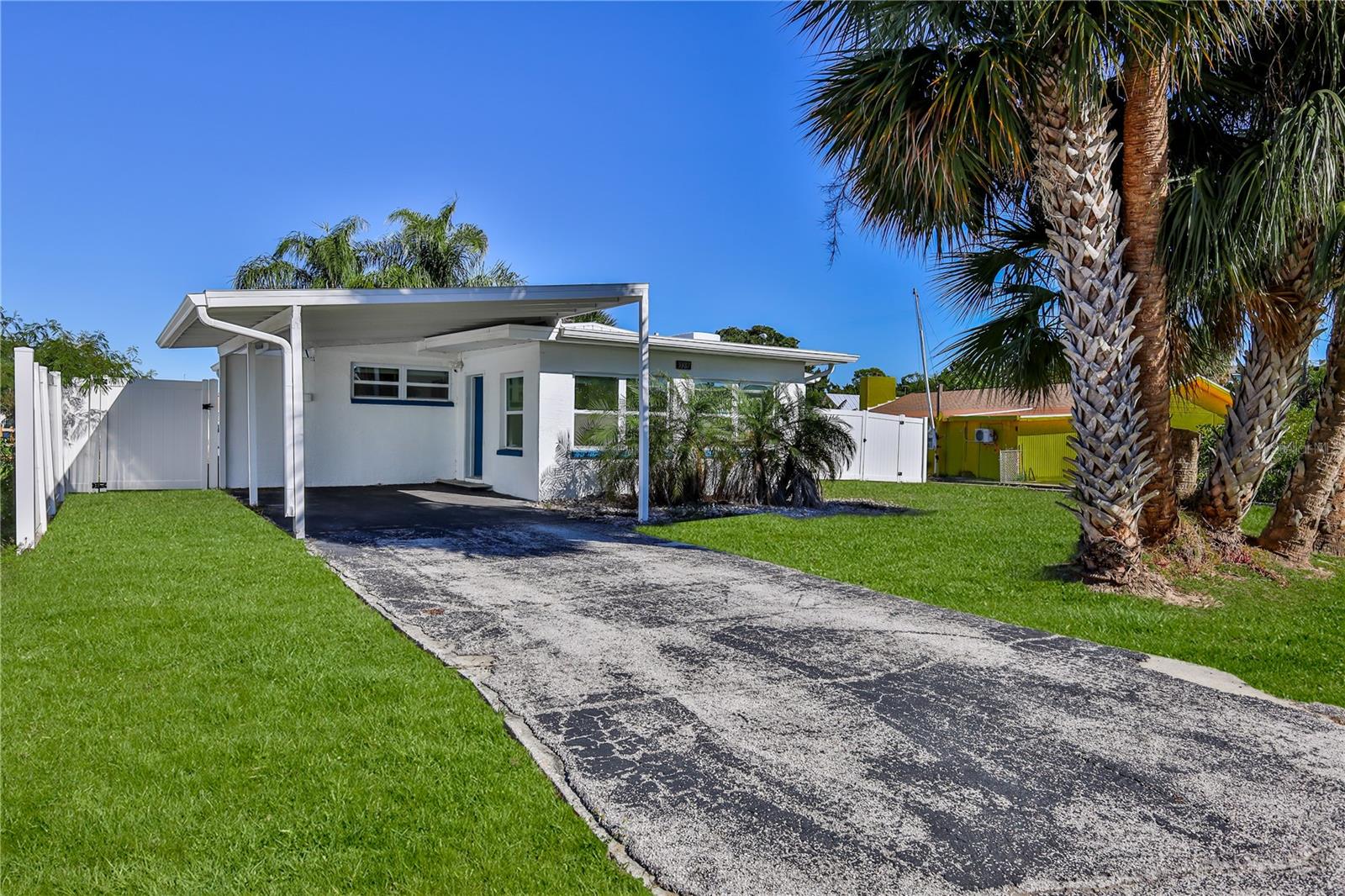 Image 9 of 70 For 3387 Minnow Creek Drive