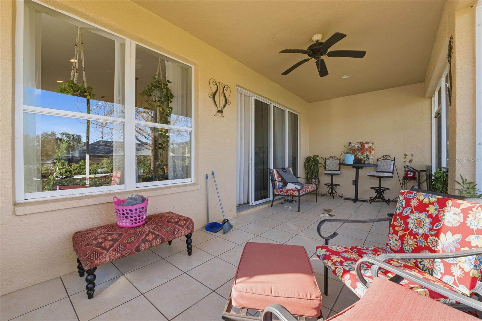 Image 18 of 29 For 1733 Caroline Path