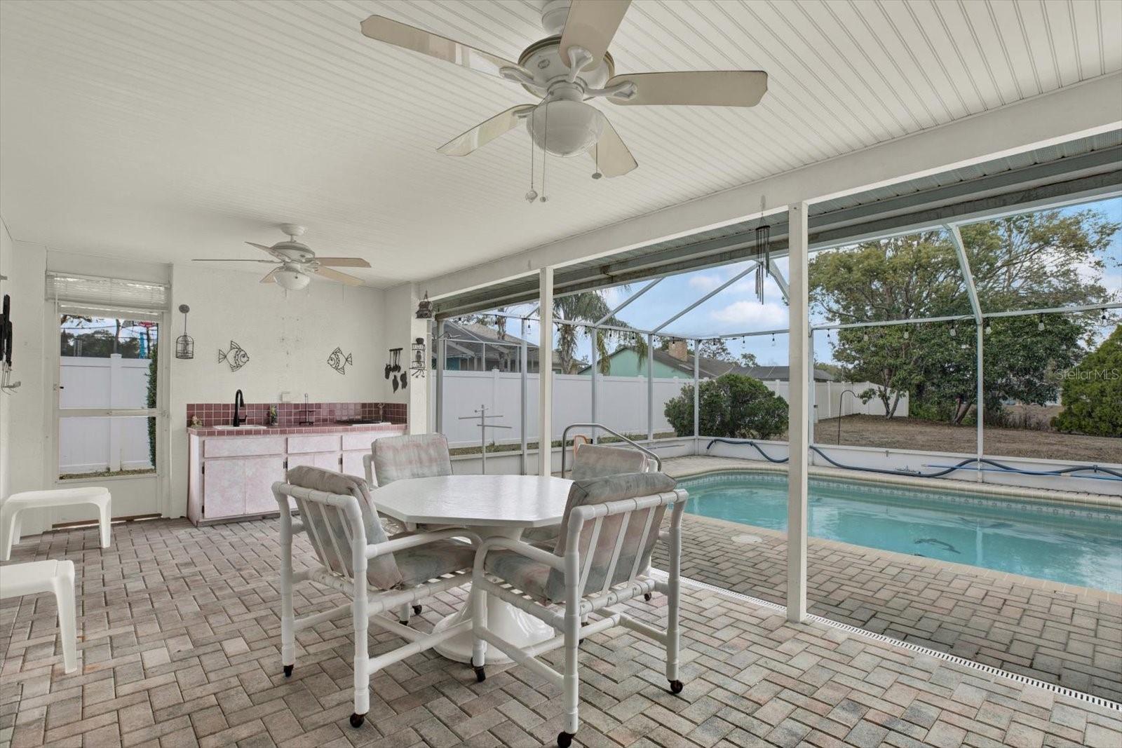 Image 17 of 42 For 6118 Nardello Avenue