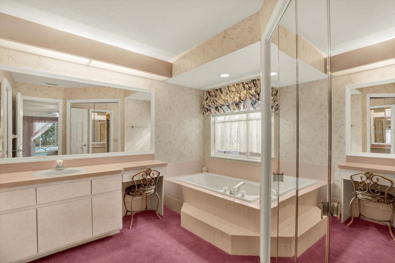 Image 28 of 42 For 6118 Nardello Avenue