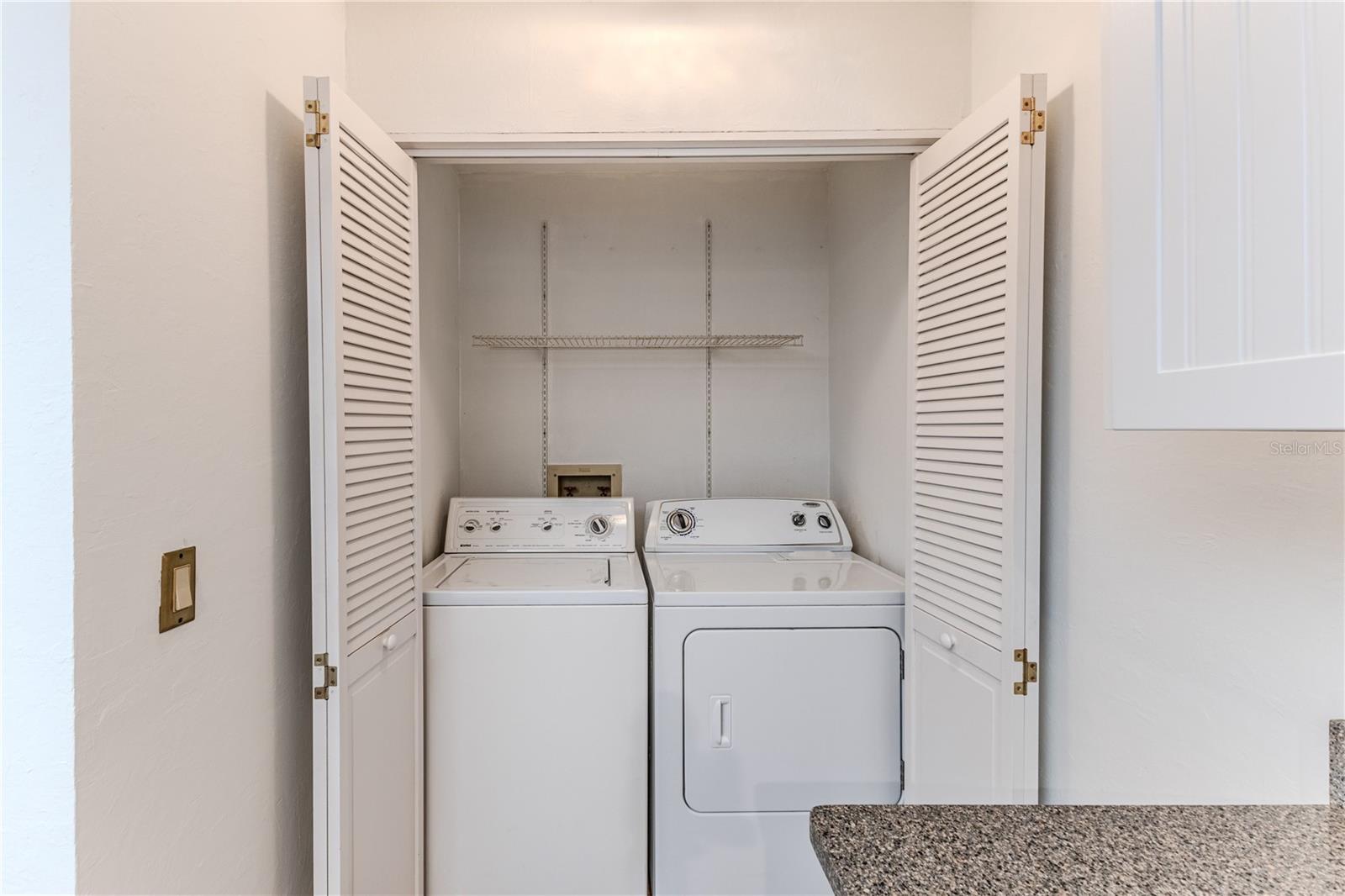 Image 14 of 38 For 9069 Jena Road