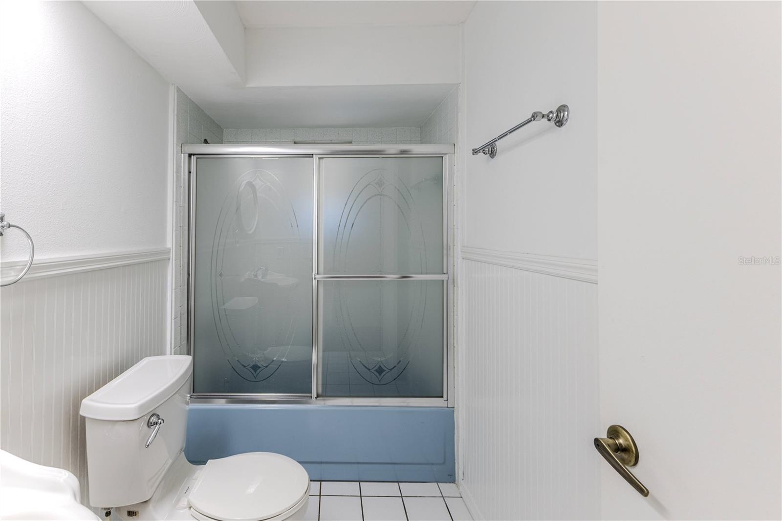 Image 16 of 38 For 9069 Jena Road