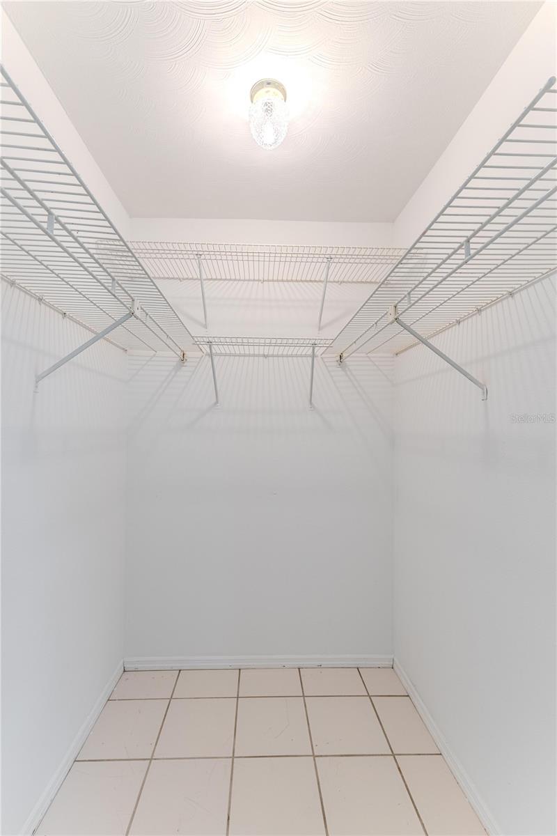 Image 19 of 38 For 9069 Jena Road