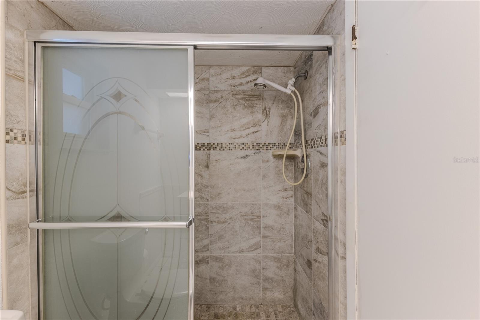 Image 24 of 38 For 9069 Jena Road