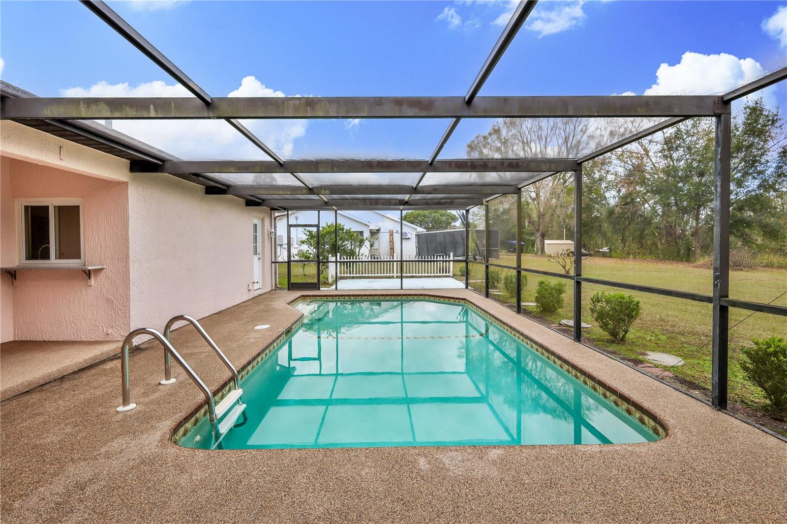 Image 29 of 38 For 9069 Jena Road