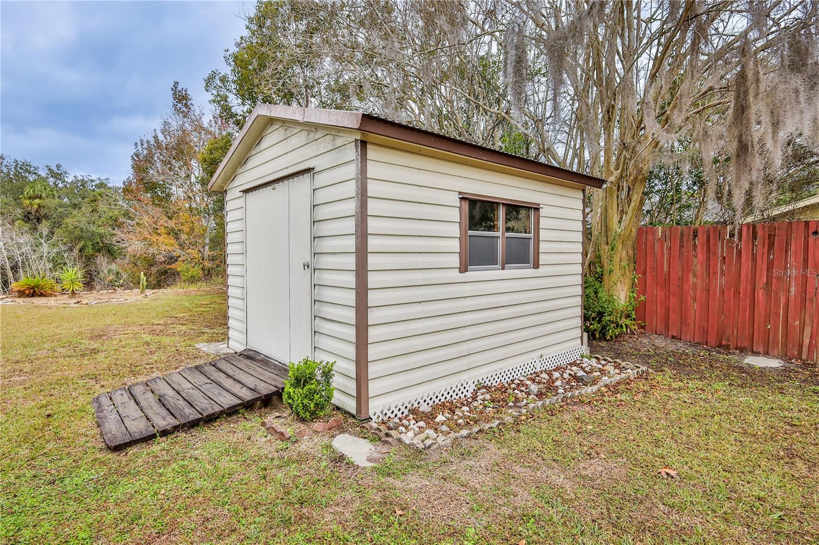 Image 34 of 38 For 9069 Jena Road