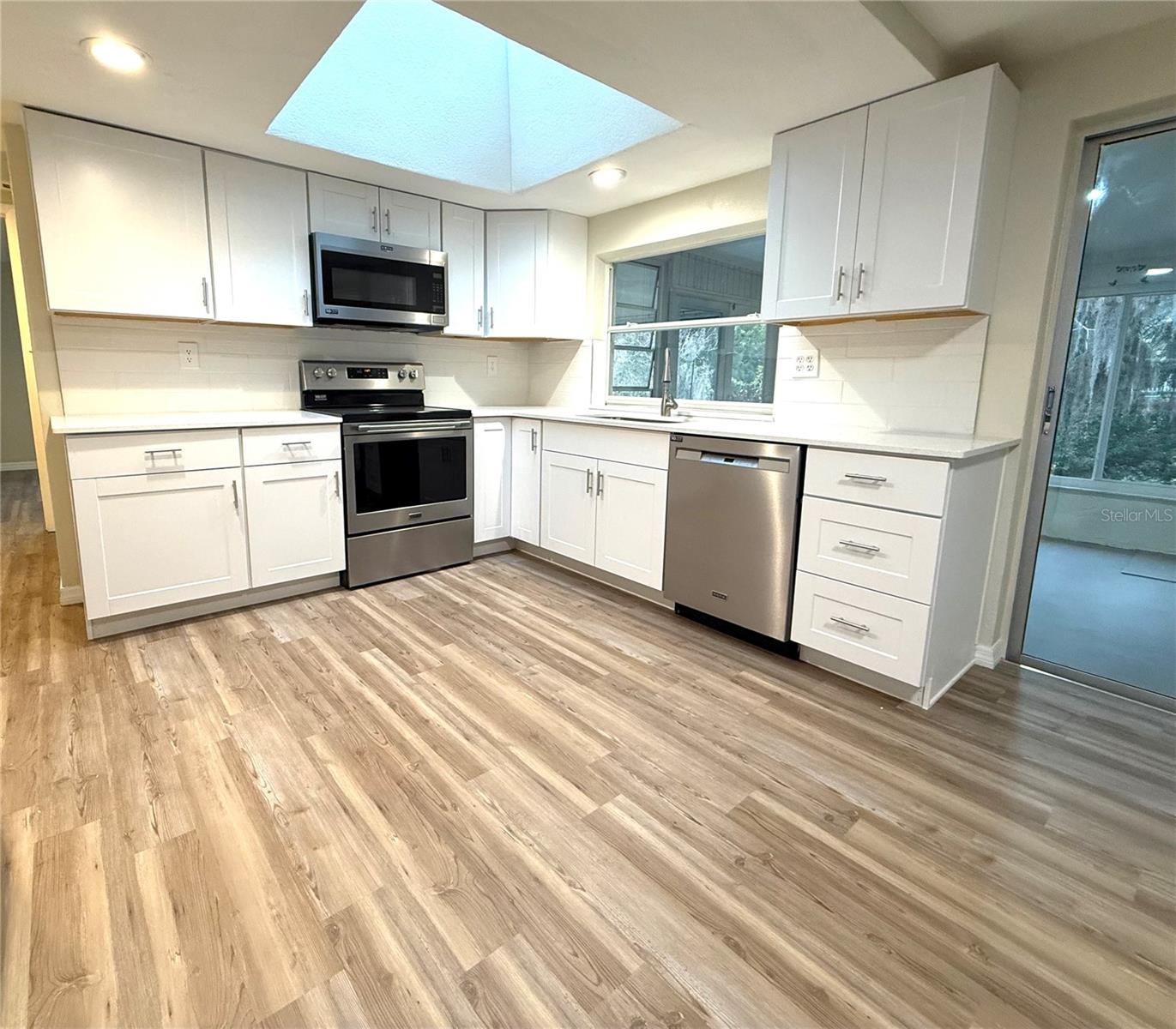 Image 11 of 29 For 7730 Cherrytree Lane