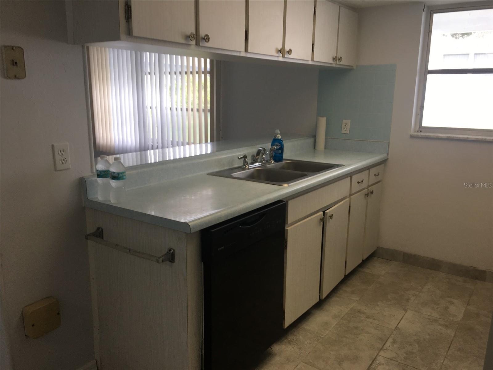 Image 11 of 17 For 3633 Cockatoo Drive