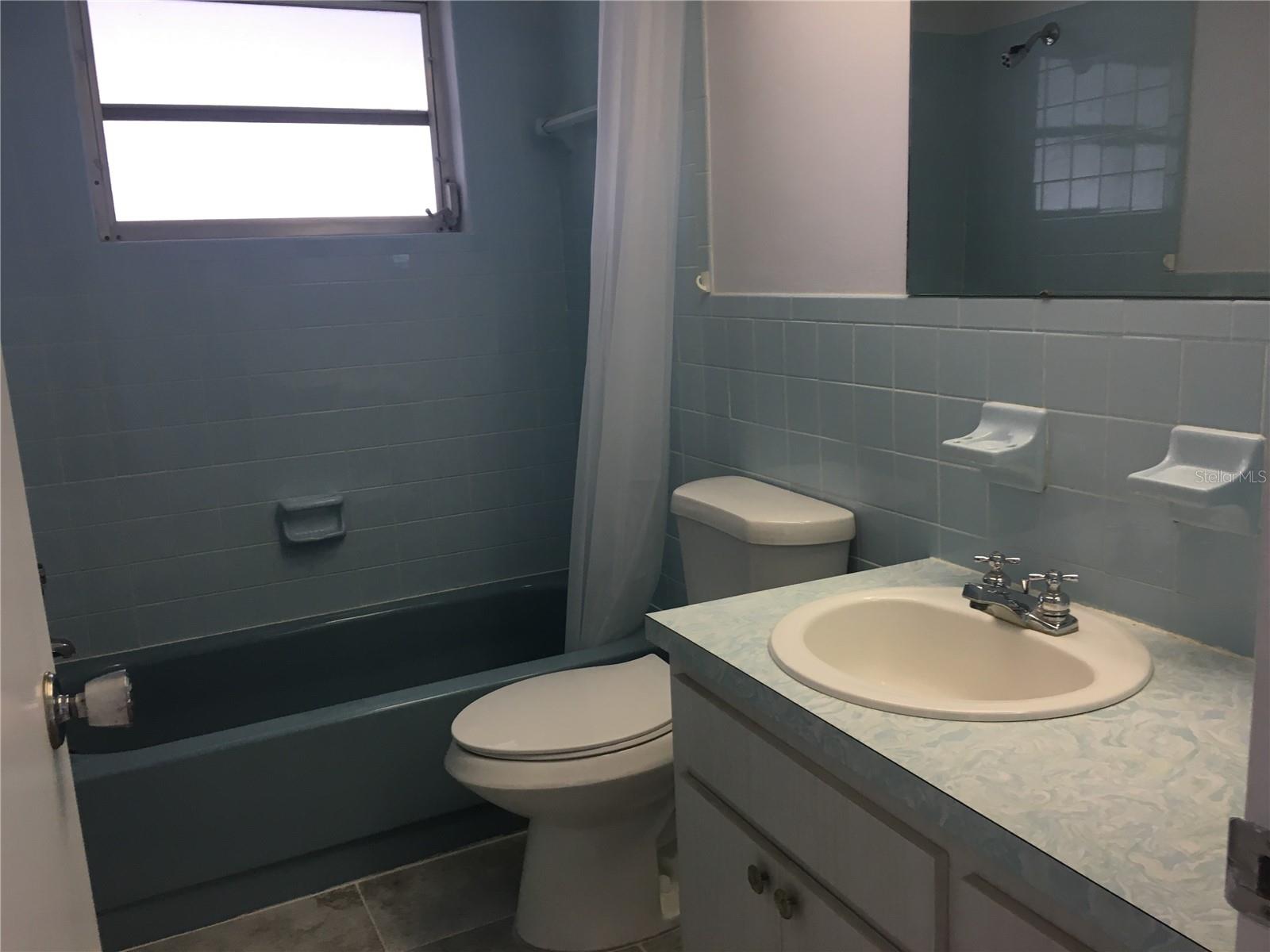 Image 15 of 17 For 3633 Cockatoo Drive