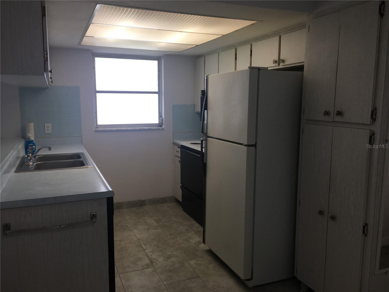 Image 9 of 17 For 3633 Cockatoo Drive