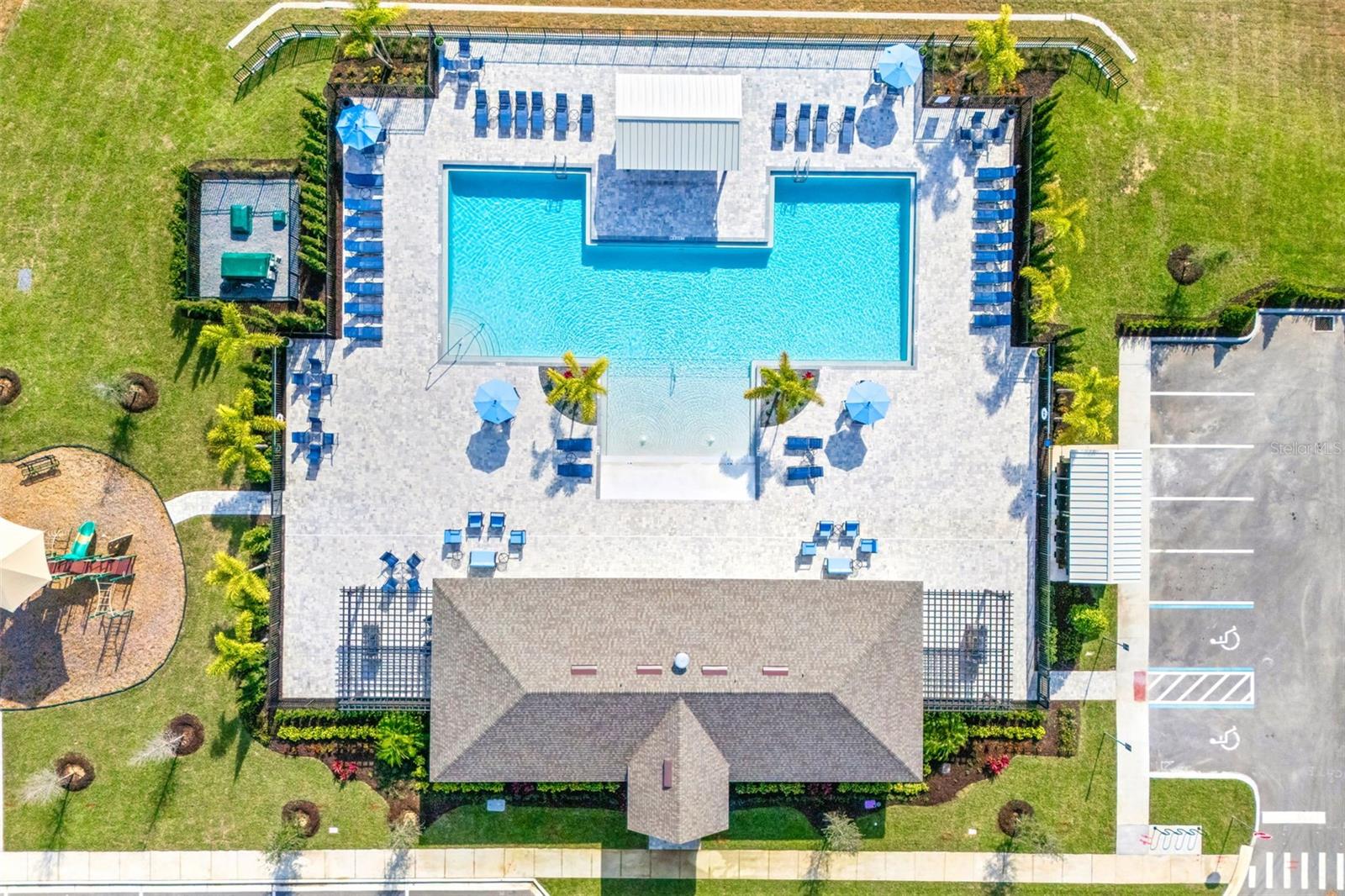 Image 12 of 18 For 691 Blissful Gardens Way