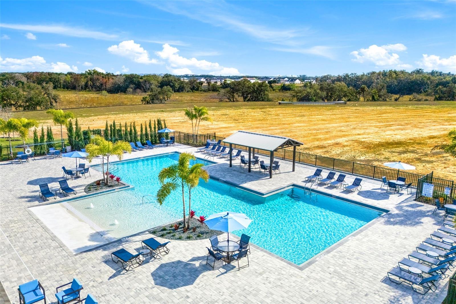 Image 14 of 18 For 691 Blissful Gardens Way