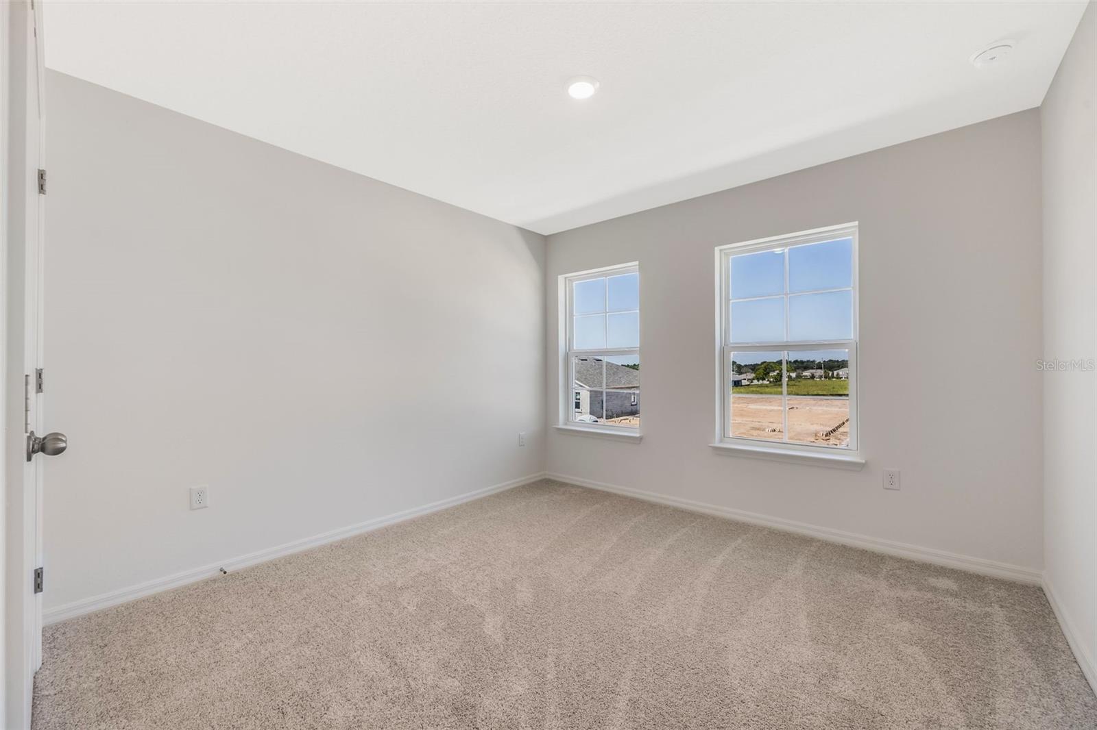 Image 7 of 18 For 691 Blissful Gardens Way