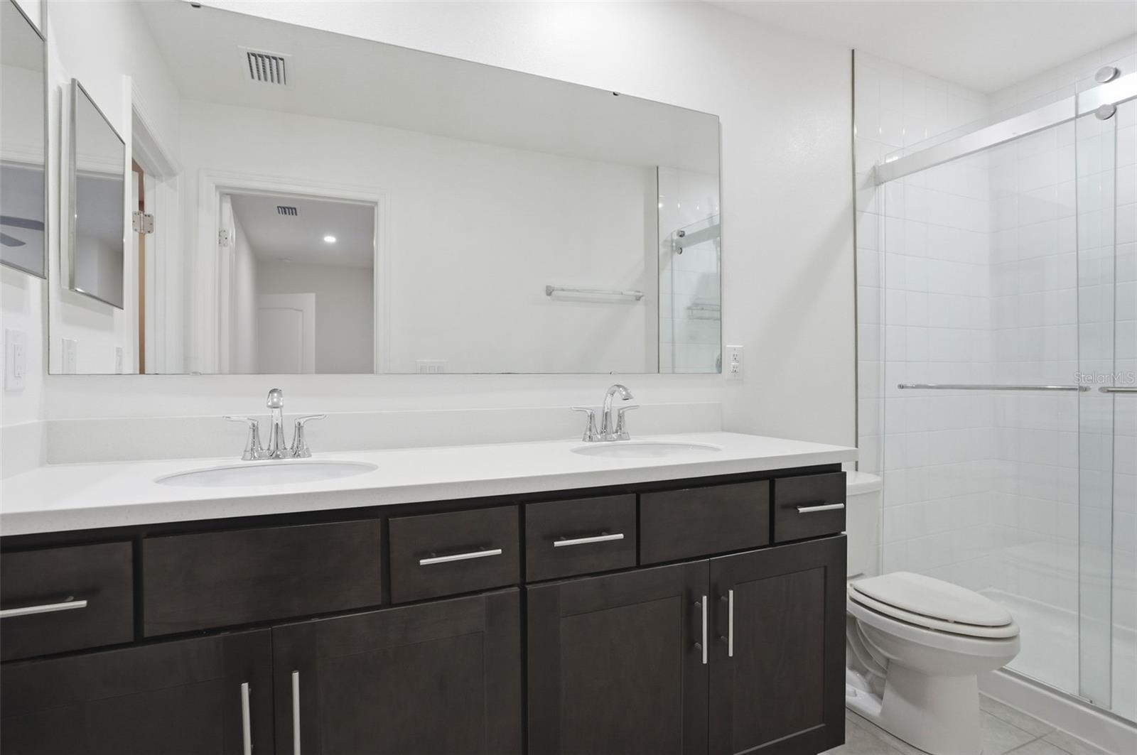 Image 44 of 57 For 13286 Pendleton Street