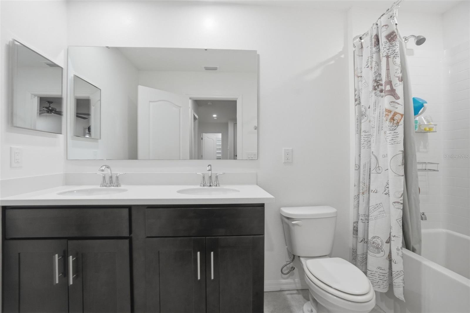 Image 47 of 57 For 13286 Pendleton Street