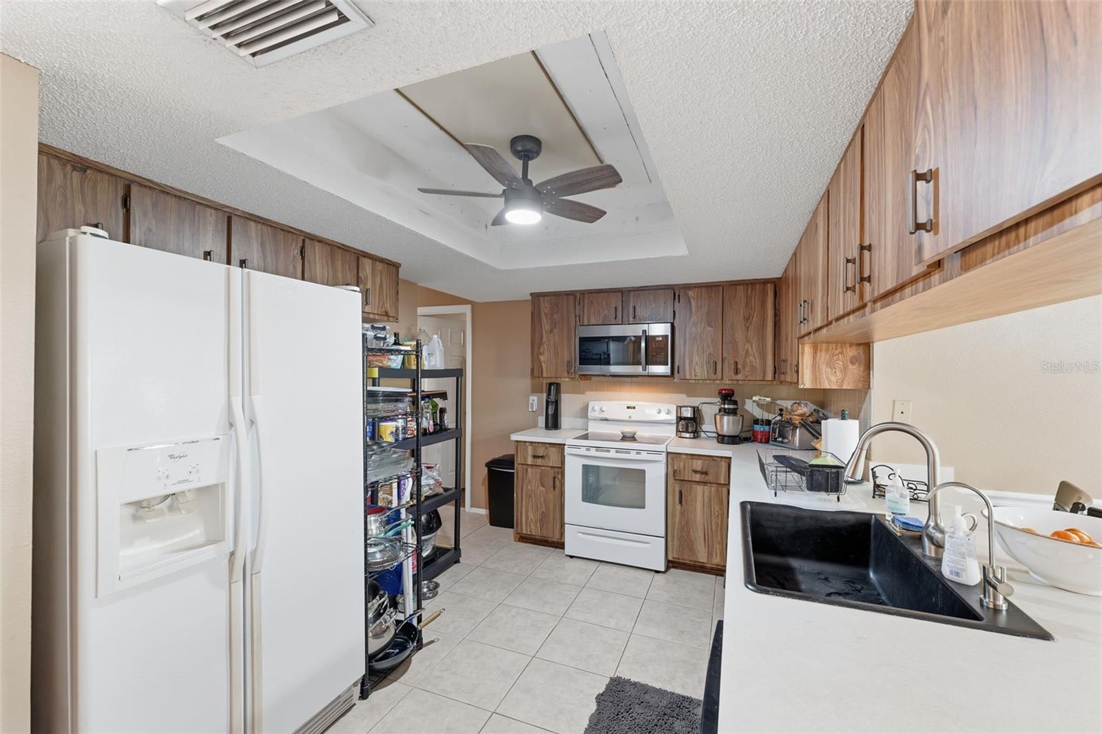 Listing photo id 9 for 11608 Fox Run