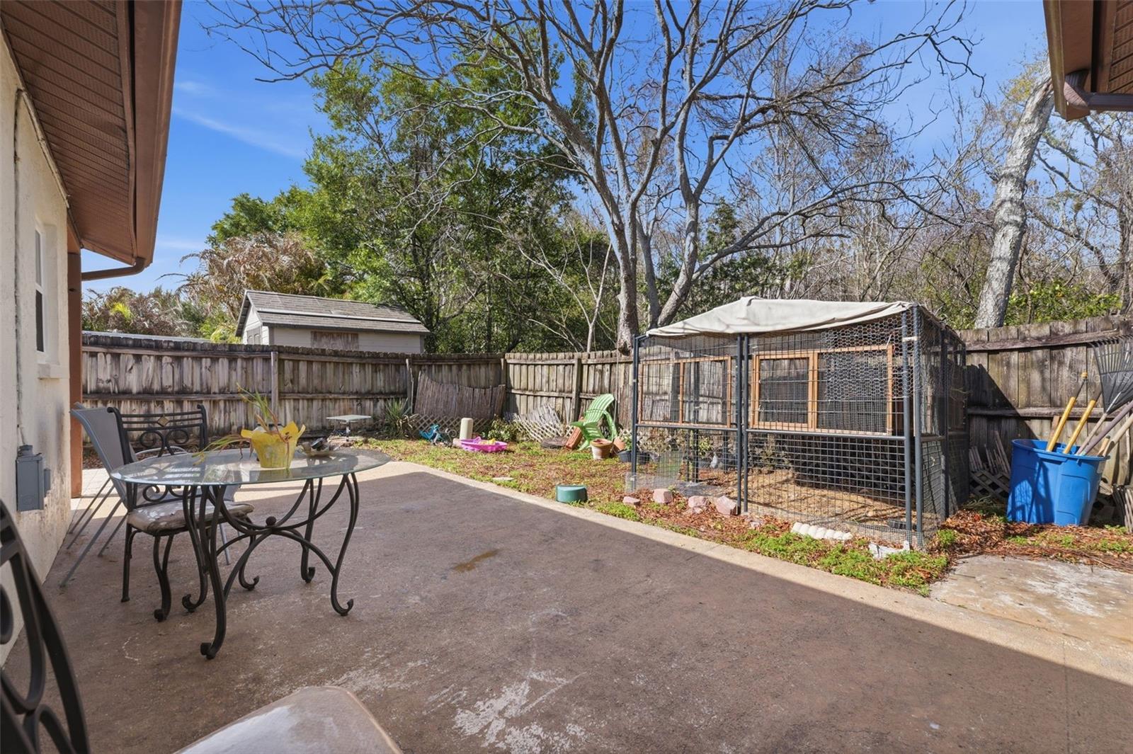 Listing photo id 25 for 11608 Fox Run