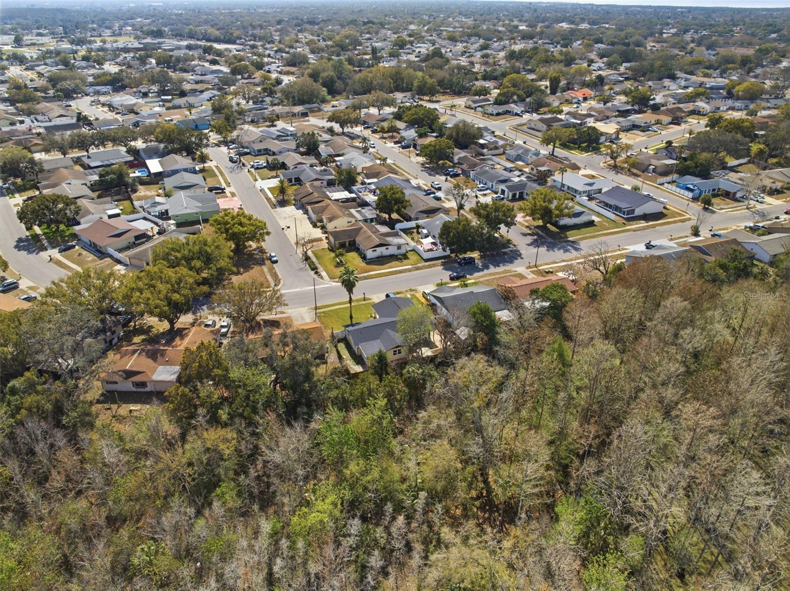 Listing photo id 29 for 11608 Fox Run